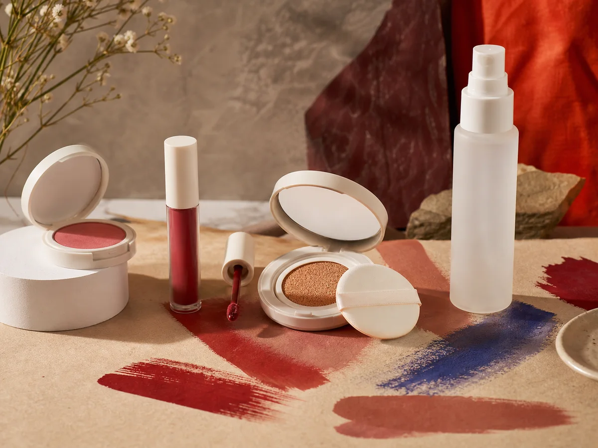 Hình ảnh nhận diện demo BẢN MÀU Cosmetics