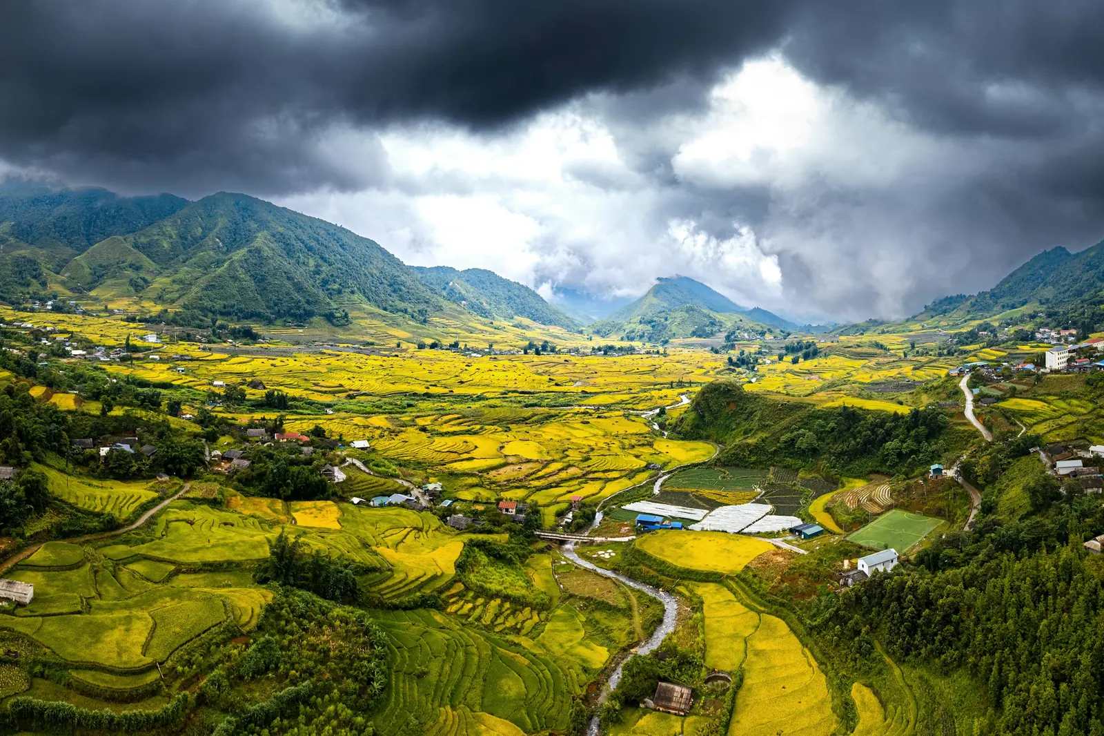 Mù Cang Chải, Yên Bái — 1.000 – 1.700 m