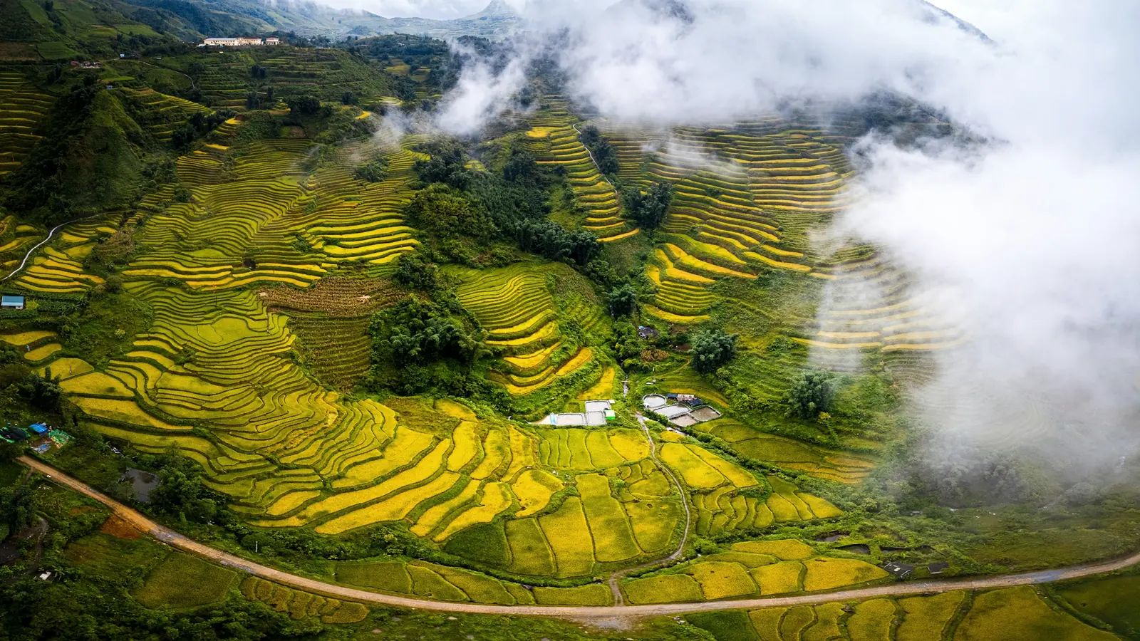 Pù Luông, Thanh Hoá — 300 – 1.700 m